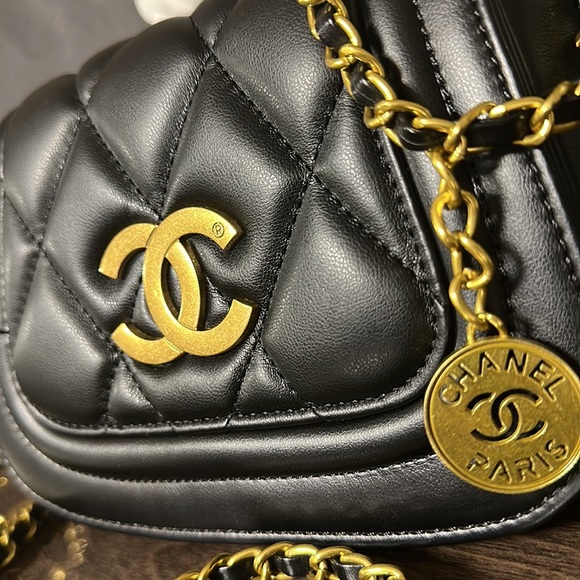 Vintage Chanel CC Mini Bag - Picture 16 of 17